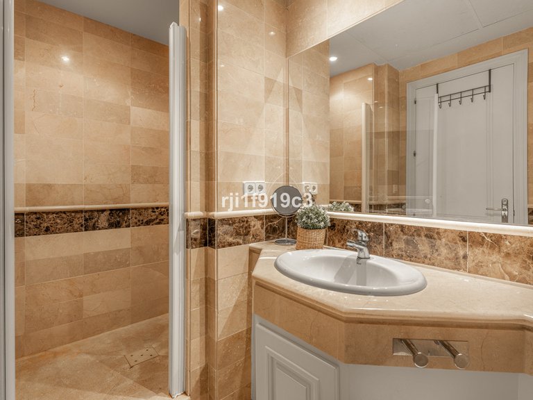 Apartment for Sale in Elviria, Malaga 10