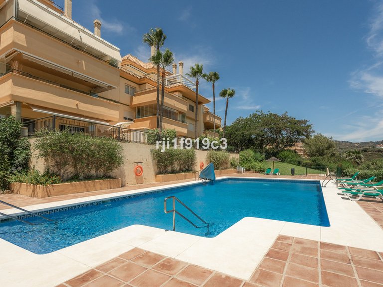 Apartment for Sale in Elviria, Malaga 12
