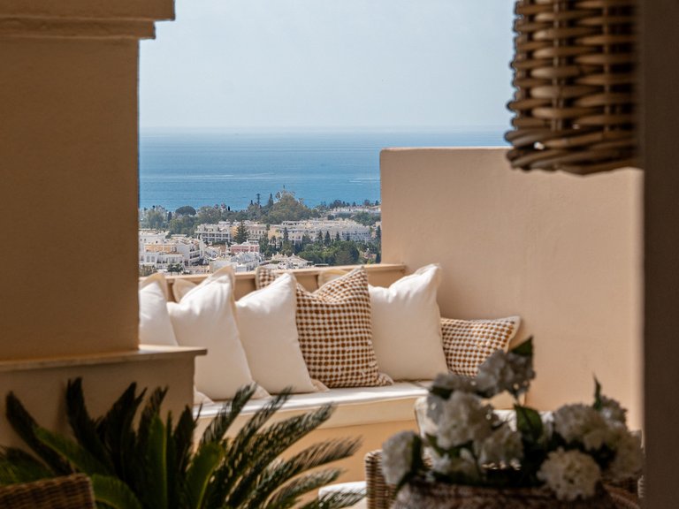 Apartment for Sale in Nueva Andalucía, Malaga 34