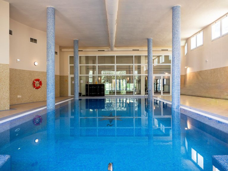 Apartment for Sale in Nueva Andalucía, Malaga 43