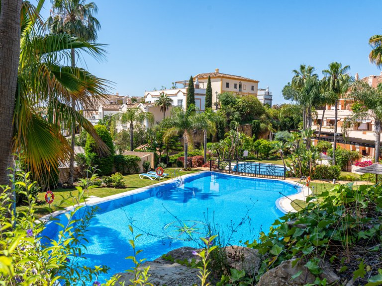 Apartment for Sale in Nueva Andalucía, Malaga 50