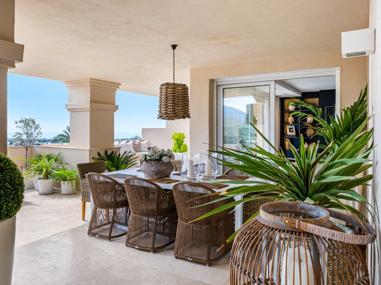 Apartment for Sale in Nueva Andalucía, Malaga 6