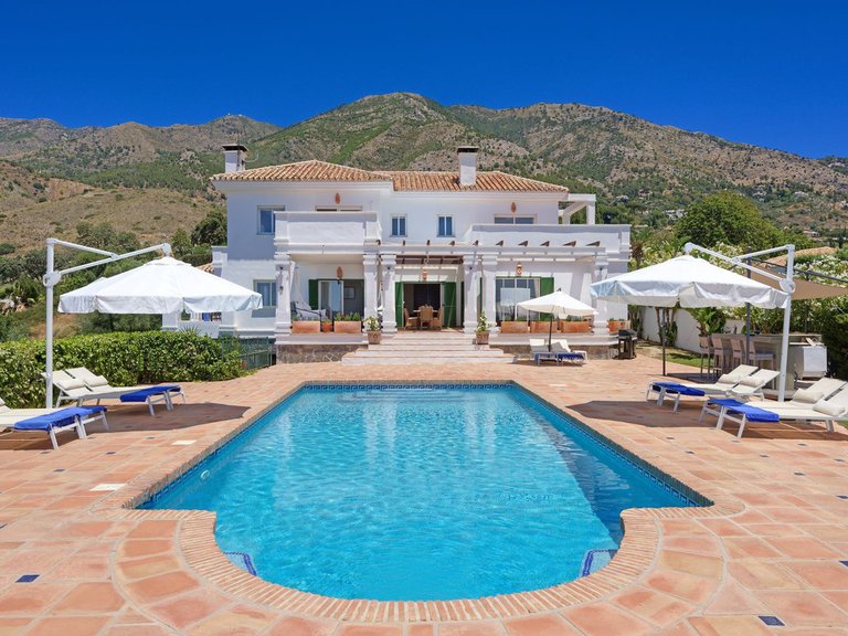 Villa for Sale in Costa del Sol, Mijas, Malaga 1