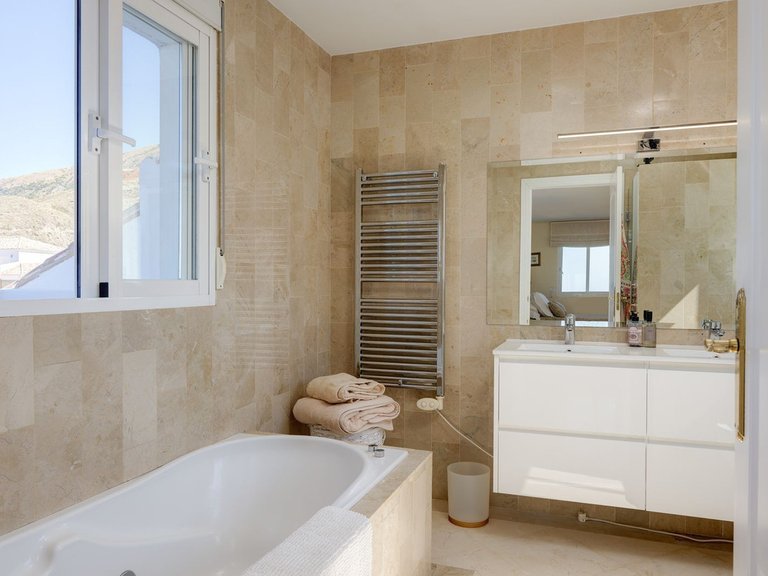 Villa for Sale in Costa del Sol, Mijas, Malaga 23