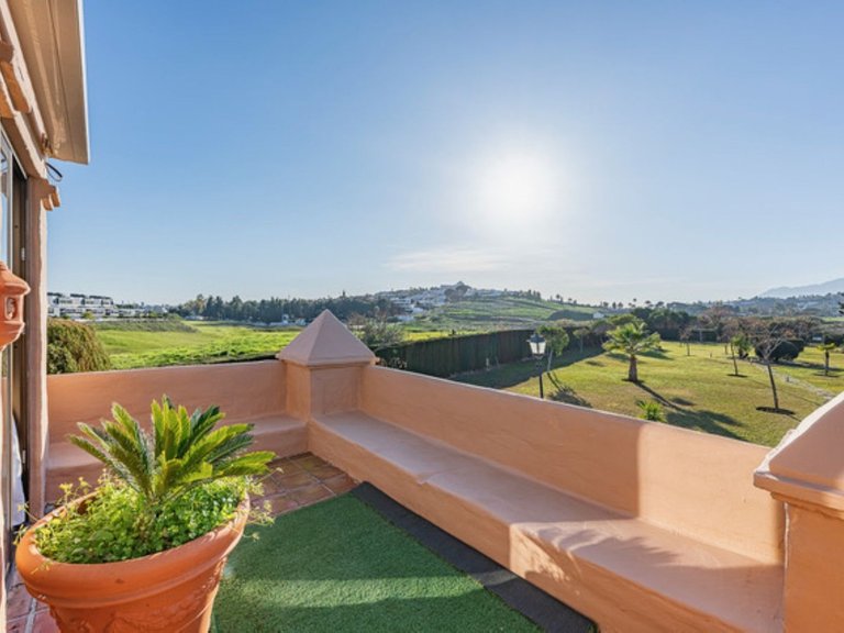 Apartment for Sale in Atalaya, Malaga 11