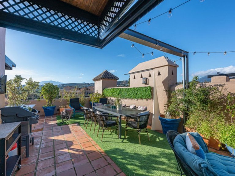 Apartment for Sale in Atalaya, Malaga 18