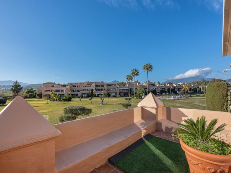 Apartment for Sale in Atalaya, Malaga 37