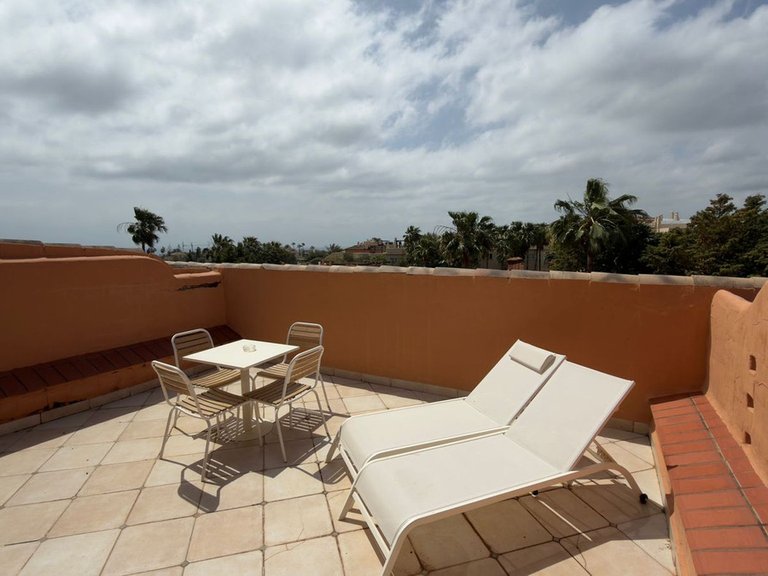 Apartment for Sale in Benahavís, Malaga 1