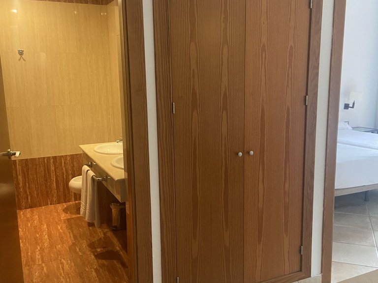 Apartment for Sale in Benahavís, Malaga 14