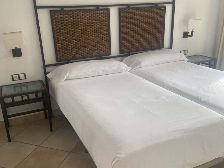 Apartment for Sale in Benahavís, Malaga 15