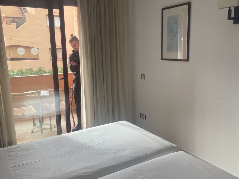 Apartment for Sale in Benahavís, Malaga 16