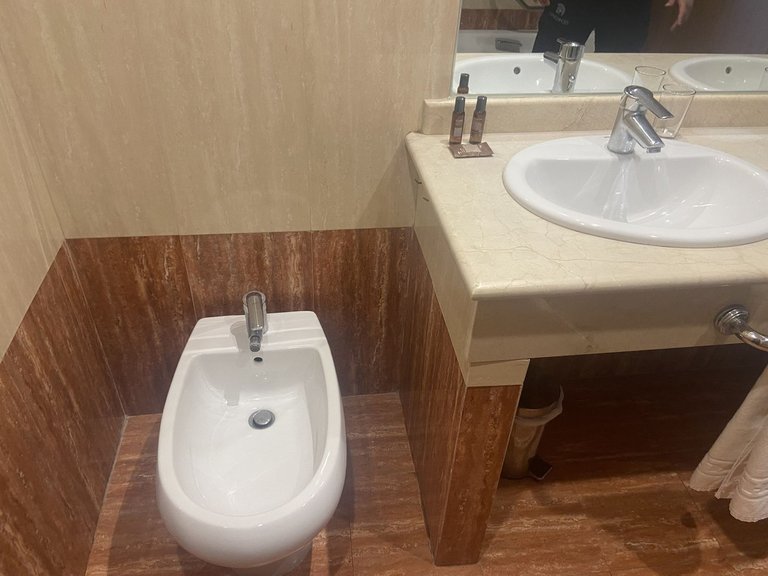 Apartment for Sale in Benahavís, Malaga 25