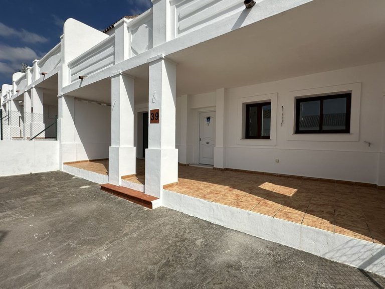 Villa for Sale in Doña Julia, Malaga 2