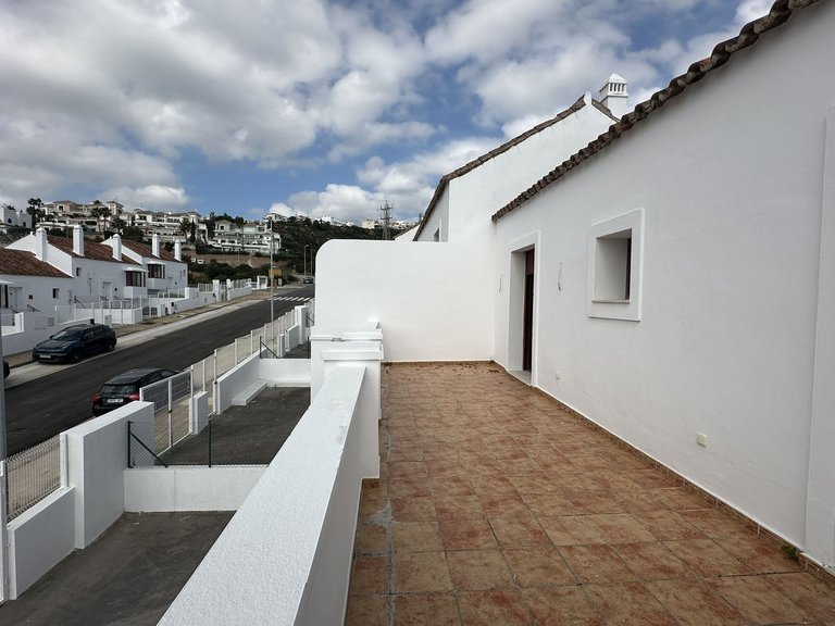 Villa for Sale in Doña Julia, Malaga 41