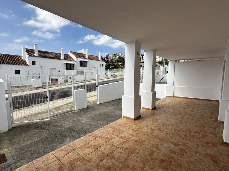 Villa for Sale in Doña Julia, Malaga 8