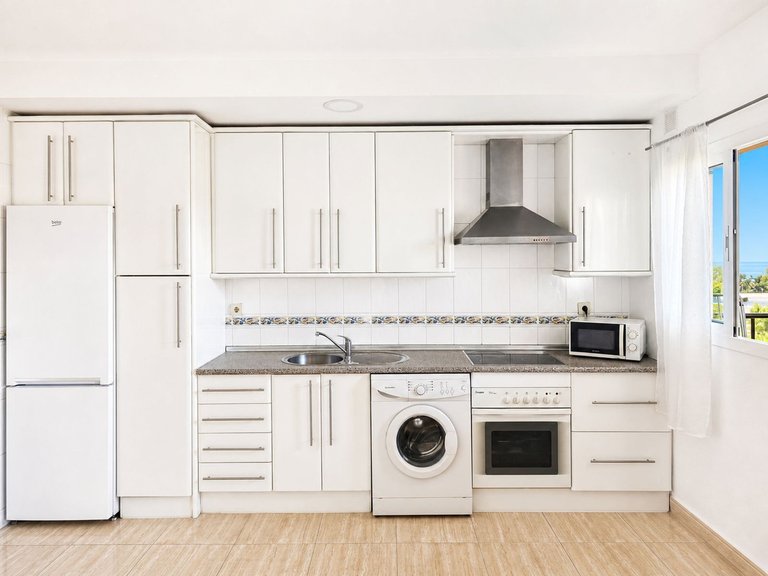 Apartment for Sale in San Luis De Sabinillas, Malaga 6