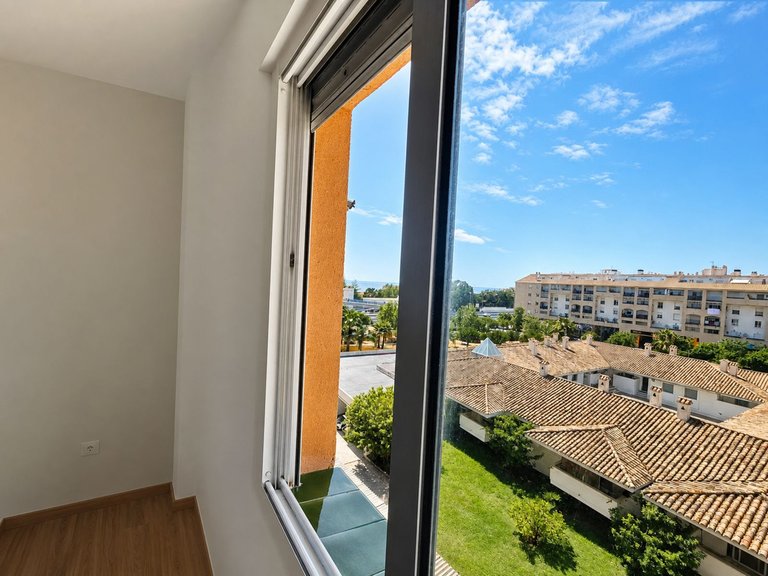 Apartment for Sale in San Luis De Sabinillas, Malaga 9