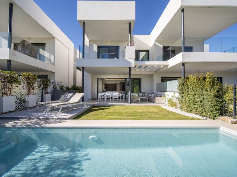 Villa for Sale in Marbella, Malaga 1