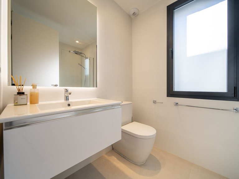 Villa for Sale in Marbella, Malaga 16