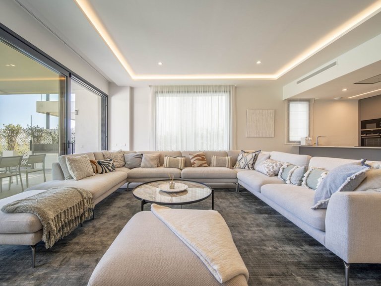 Villa for Sale in Marbella, Malaga 26