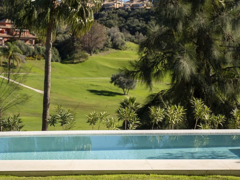 Villa for Sale in Marbella, Malaga 32