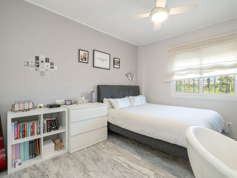 Apartment for Sale in Nueva Andalucía, Malaga 12