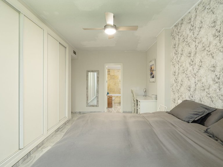 Apartment for Sale in Nueva Andalucía, Malaga 16