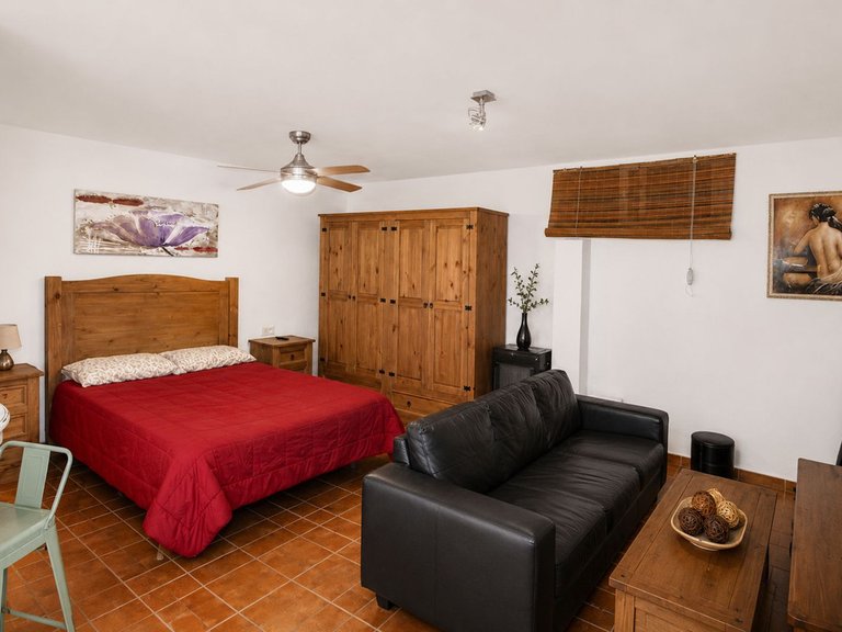 Town House for Sale in Marbella, Malaga 35