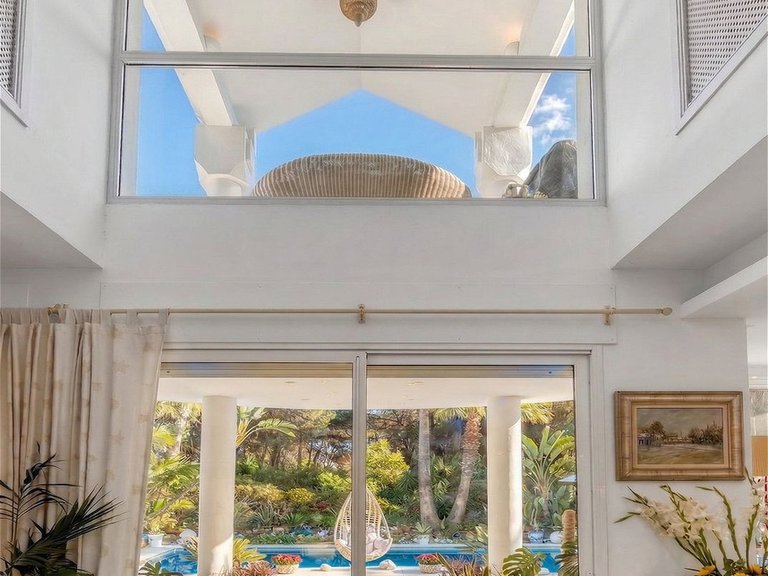 Villa for Sale in New Golden Mile, Malaga 36