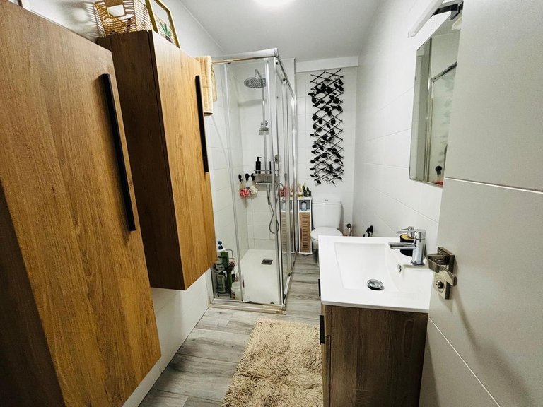 Apartment for Sale in Las Lagunas, Malaga 9