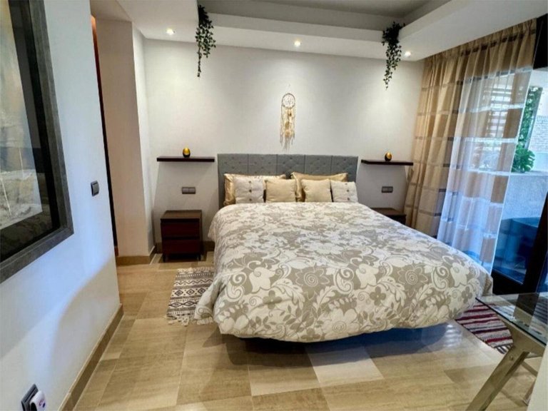 Apartment for Sale in New Golden Mile, Malaga 10