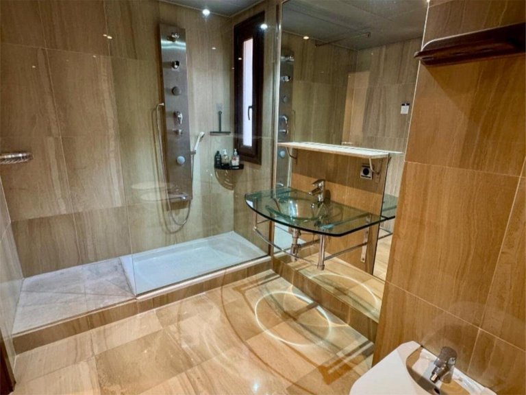 Apartment for Sale in New Golden Mile, Malaga 11