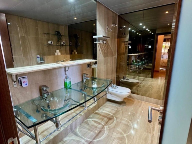 Apartment for Sale in New Golden Mile, Malaga 18