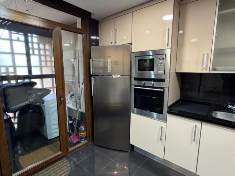 Apartment for Sale in New Golden Mile, Malaga 8