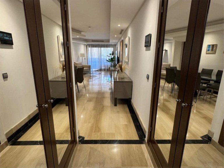 Apartment for Sale in New Golden Mile, Malaga 9