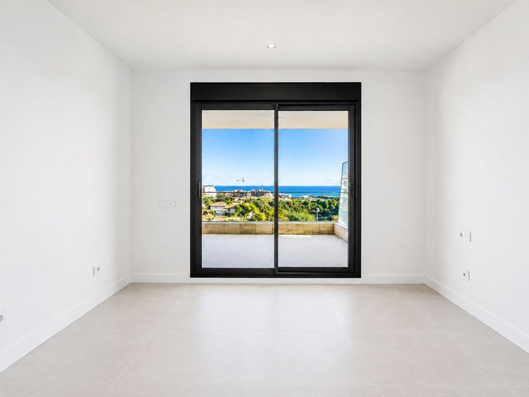 Apartment for Sale in Estepona, Malaga 14