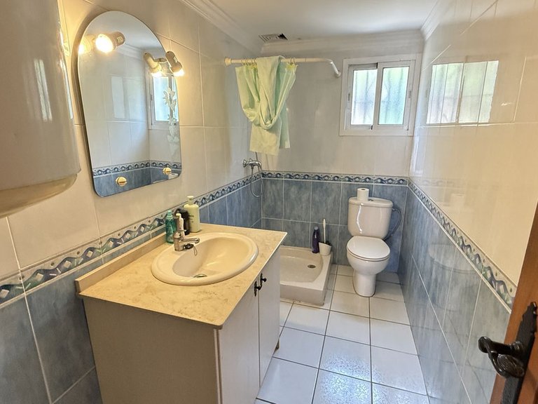 Villa for Sale in Coín, Malaga 12