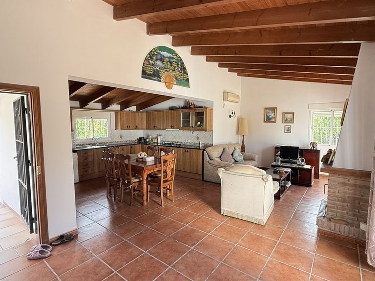 Villa for Sale in Coín, Malaga 4