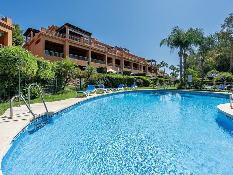 Apartment for Sale in Estepona, Malaga 1
