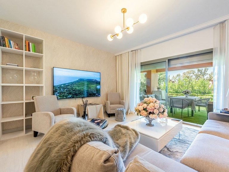 Apartment for Sale in Estepona, Malaga 10