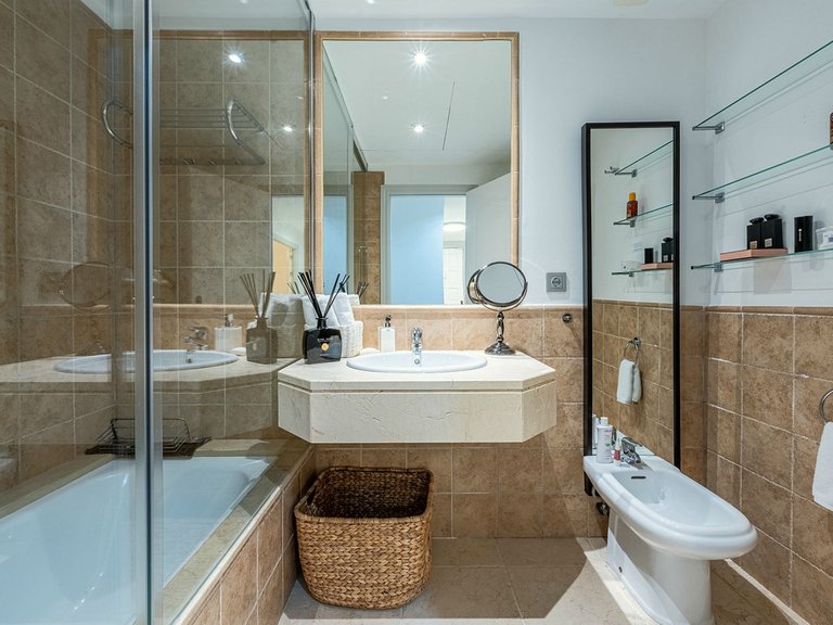 Apartment for Sale in Estepona, Malaga 11