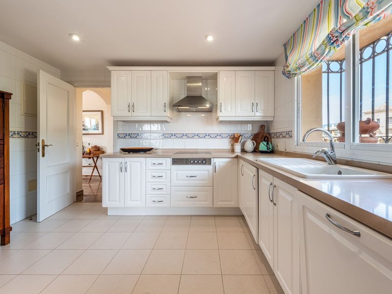 Apartment for Sale in Elviria, Malaga 14