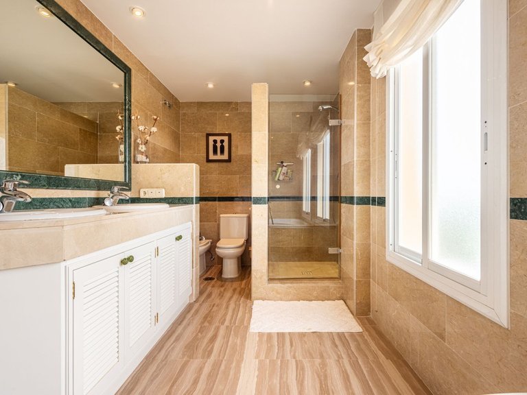 Apartment for Sale in Elviria, Malaga 29