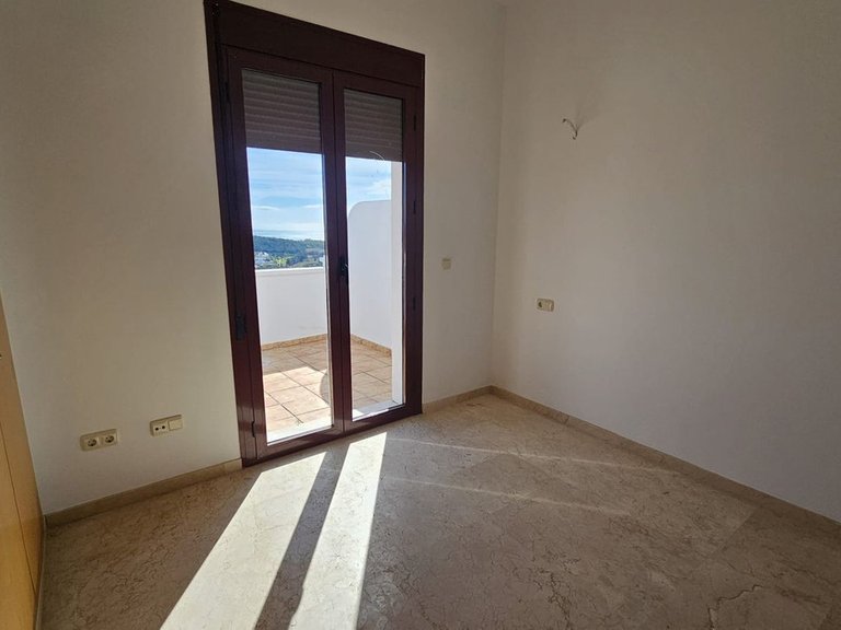 Villa for Sale in Doña Julia, Malaga 14