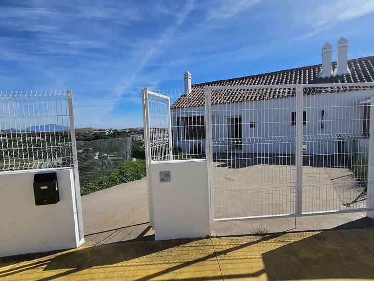 Villa for Sale in Doña Julia, Malaga 2