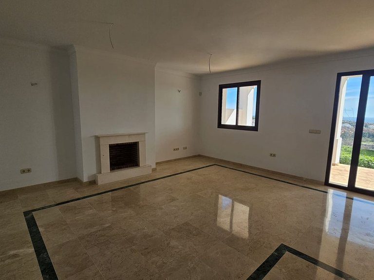 Villa for Sale in Doña Julia, Malaga 20