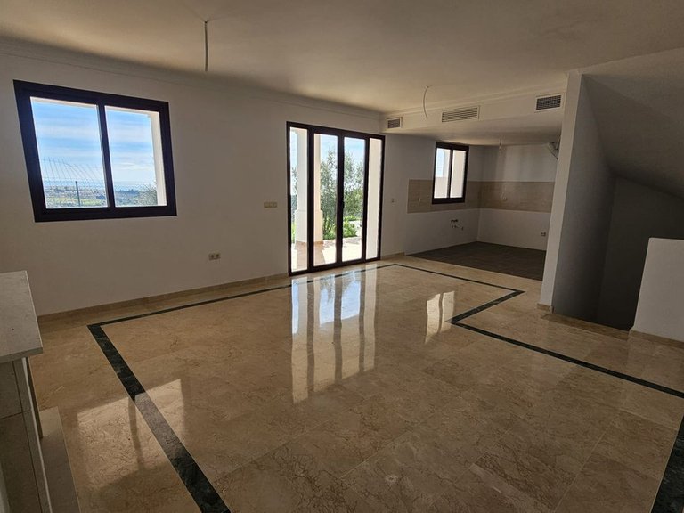 Villa for Sale in Doña Julia, Malaga 21