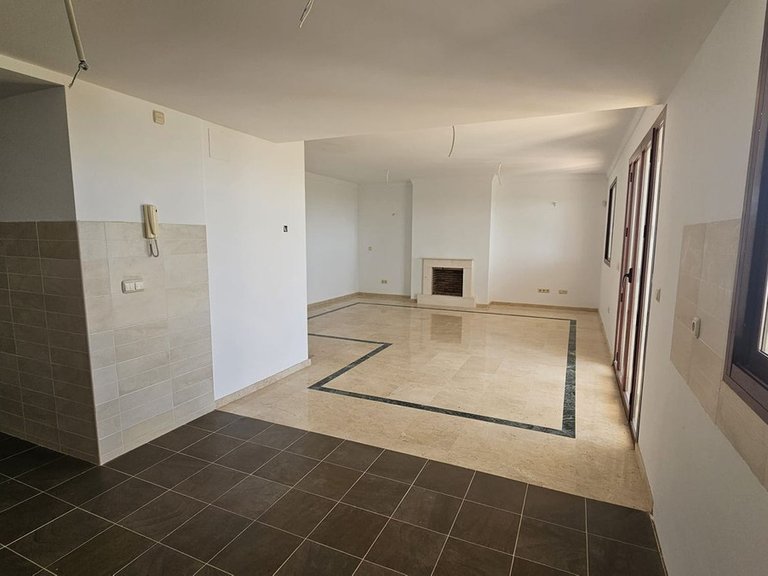 Villa for Sale in Doña Julia, Malaga 25