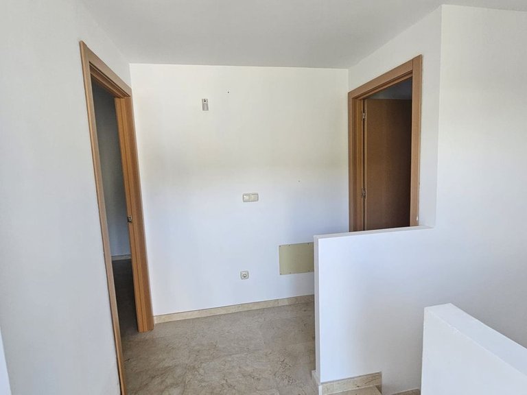 Villa for Sale in Doña Julia, Malaga 7