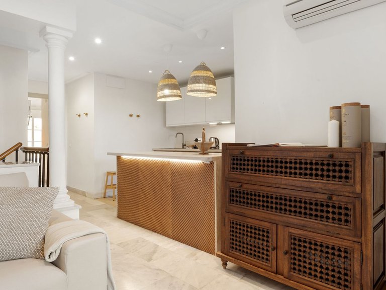 Apartment for Sale in Nueva Andalucía, Malaga 10